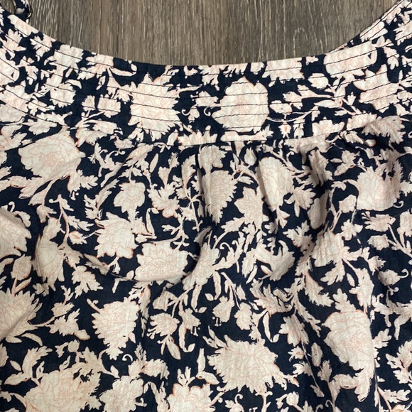 J. Crew Black Floral Sleeveless Blouse Size XXS - Picture 2 of 6